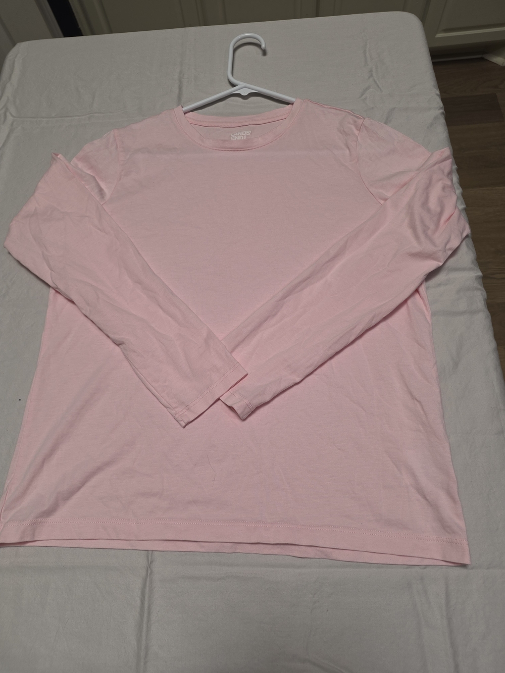 100% Cotton Light Pink Long-Sleeve Crewneck Shirt